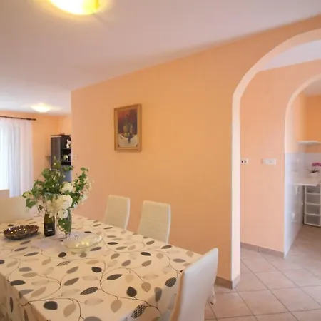 In Porec/istrien 10330 Holiday home Porec